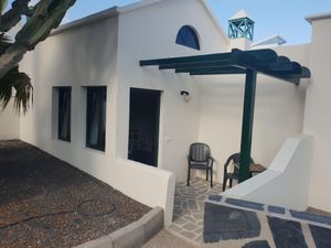 22438299-Ferienwohnung-4-Costa Teguise-300x225-1