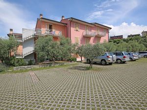 23923399-Ferienwohnung-6-Costermano-300x225-5