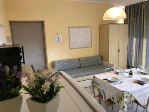 22446127-Ferienwohnung-4-Costermano-300x225-3