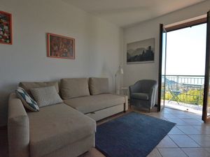 21593365-Ferienwohnung-2-Costermano-300x225-5