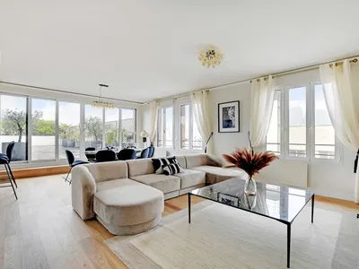 Ferienwohnung für 9 Personen (140 m²) in Courbevoie 1/10