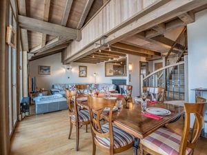 22326115-Ferienwohnung-8-Courchevel-300x225-1