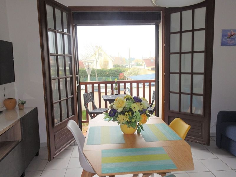 23387250-Ferienwohnung-4-Courseulles-sur-Mer-800x600-2