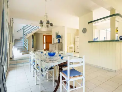 Ferienwohnung für 9 Personen (178 m²) in Crach 5/10