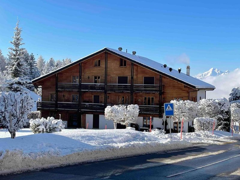 23522140-Ferienwohnung-4-Crans-Montana-800x600-0