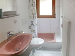 23856016-Ferienwohnung-4-Crans-Montana-300x225-1