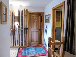 23836386-Ferienwohnung-4-Crans-Montana-300x225-2