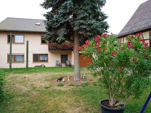 22231715-Ferienwohnung-4-Creglingen-300x225-1