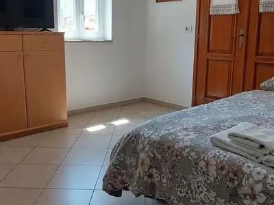 Ferienwohnung für 2 Personen in Cres 6/10
