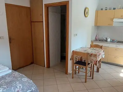 Ferienwohnung für 2 Personen in Cres 10/10