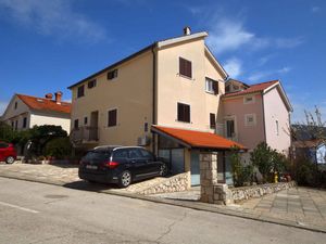 23996971-Ferienwohnung-2-Cres-300x225-1