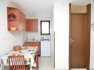 Ferienwohnung für 3 Personen (28 m²) in Cres 9/10