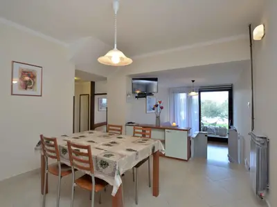 Ferienwohnung für 4 Personen (42 m²) in Cres 9/10