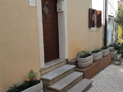 Ferienwohnung für 2 Personen in Cres 1/10