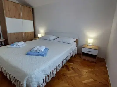 Ferienwohnung für 2 Personen in Cres 9/10