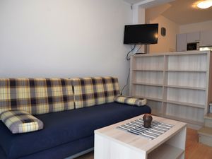 19050860-Ferienwohnung-4-Cres-300x225-2