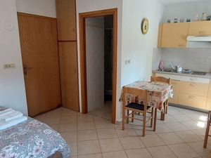 23665696-Ferienwohnung-2-Cres-300x225-5