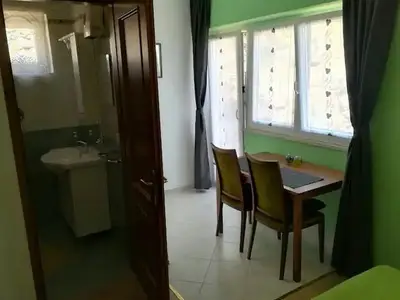Ferienwohnung für 2 Personen in Cres 4/10