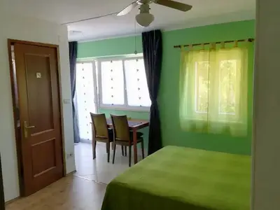 Ferienwohnung für 2 Personen in Cres 8/10