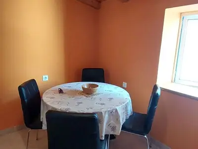 Ferienwohnung für 4 Personen in Cres 6/10