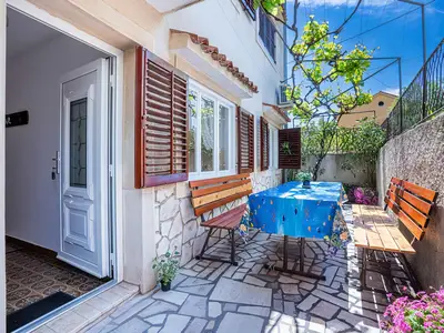 Ferienwohnung für 4 Personen (95 m²) in Cres 1/10