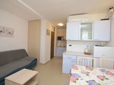 Ferienwohnung für 2 Personen (27 m²) in Cres 5/10