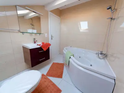 Ferienwohnung für 5 Personen (90 m²) in Crikvenica 9/10