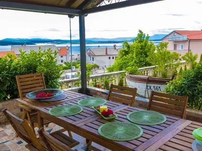 Ferienwohnung für 5 Personen (100 m²) in Crikvenica 1/10