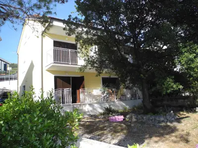 Ferienwohnung für 3 Personen (35 m²) in Crikvenica 1/10