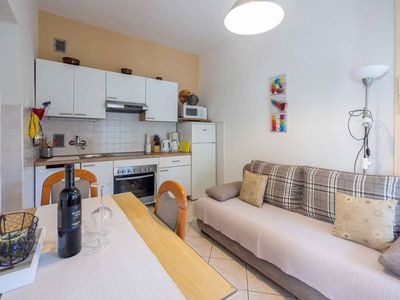 Ferienwohnung für 3 Personen (35 m²) in Crikvenica 1/10