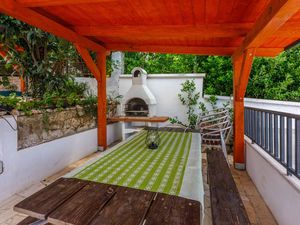 23781166-Ferienwohnung-9-Crikvenica-300x225-4