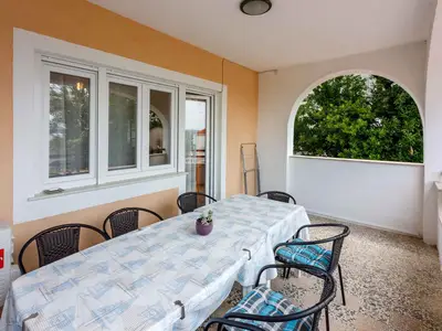 Ferienwohnung für 9 Personen (95 m²) in Crikvenica 9/10