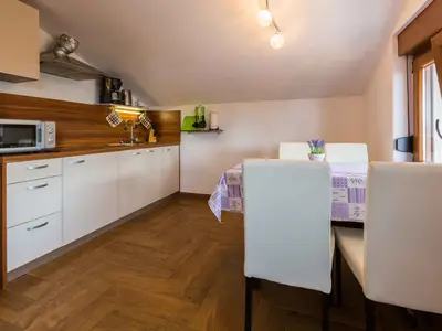 Ferienwohnung für 5 Personen (70 m²) in Crikvenica 9/10