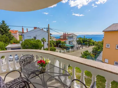 Ferienwohnung für 4 Personen (44 m²) in Crikvenica 1/10