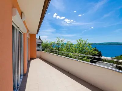 Ferienwohnung für 4 Personen (55 m²) in Crikvenica 1/10