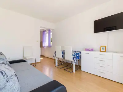 Ferienwohnung für 4 Personen (55 m²) in Crikvenica 8/10