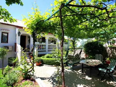 Ferienwohnung für 7 Personen (111 m²) in Crikvenica 3/10