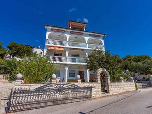 23781345-Ferienwohnung-4-Crikvenica-300x225-2