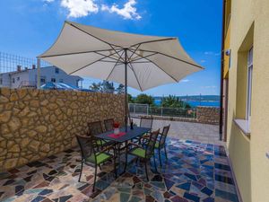 23781419-Ferienwohnung-4-Crikvenica-300x225-5