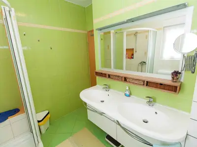 Ferienwohnung für 5 Personen (80 m²) in Crikvenica 10/10