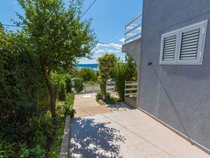 23781466-Ferienwohnung-4-Crikvenica-300x225-5