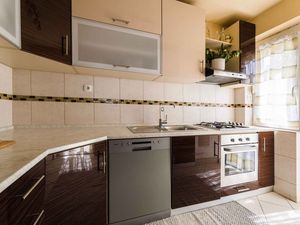 23781499-Ferienwohnung-4-Crikvenica-300x225-5