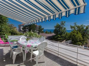 691670-Ferienwohnung-5-Crikvenica-300x225-0