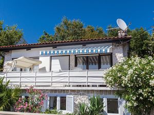 691670-Ferienwohnung-5-Crikvenica-300x225-3