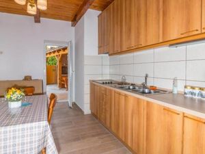 22669029-Ferienwohnung-6-Crikvenica-300x225-2