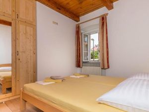 22669029-Ferienwohnung-6-Crikvenica-300x225-4