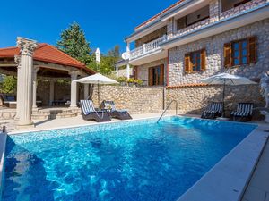 629976-Ferienwohnung-5-Crikvenica-300x225-2