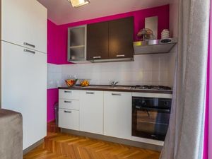 22806737-Ferienwohnung-2-Crikvenica-300x225-5