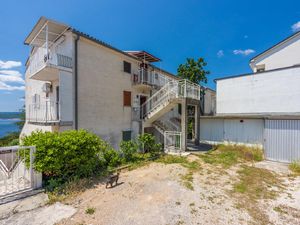 23972872-Ferienwohnung-3-Crikvenica-300x225-3