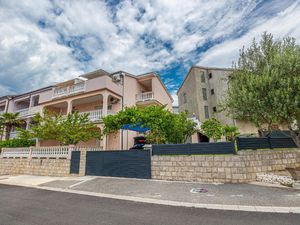 23466966-Ferienwohnung-6-Crikvenica-300x225-2